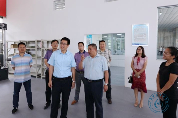 王义全率队赴省属高职院校考察学习 (1)