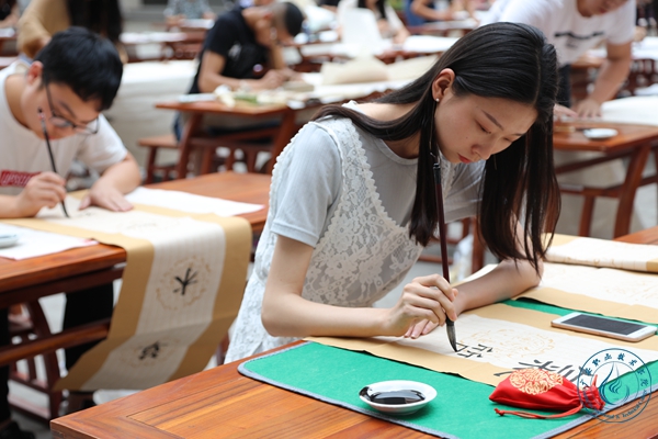 大学生现场书法大赛 2