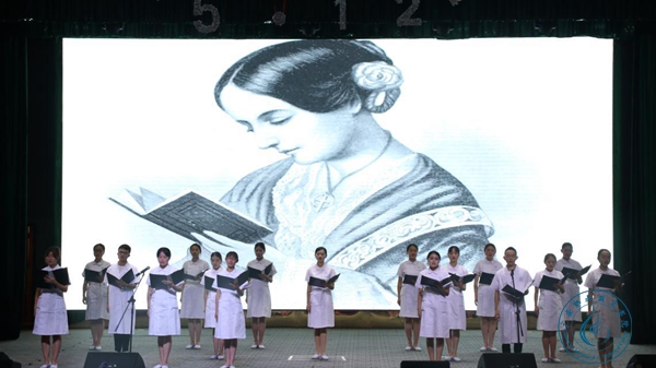 5.12护士节文艺汇演3